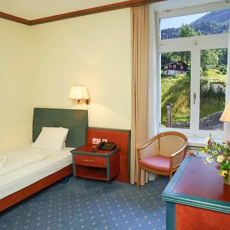 Thermal & Walliser Alpentherme Otel Leukerbad