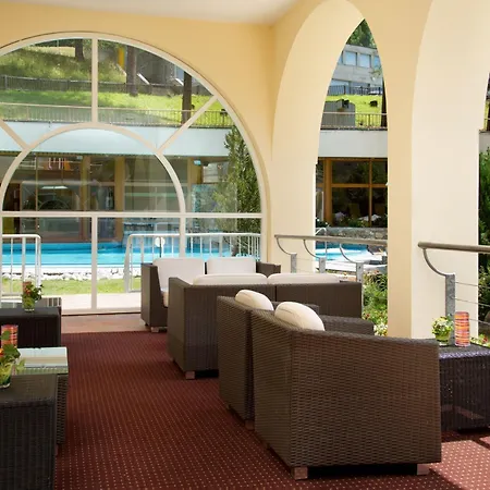 Готель Thermal & Walliser Alpentherme 3*