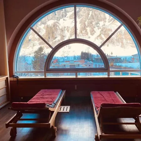 Thermal & Walliser Alpentherme Otel Leukerbad