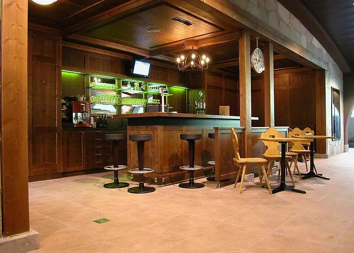 Отель Thermal & Walliser Alpentherme 3*