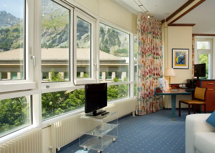 Отель Thermal & Walliser Alpentherme Лойкербад