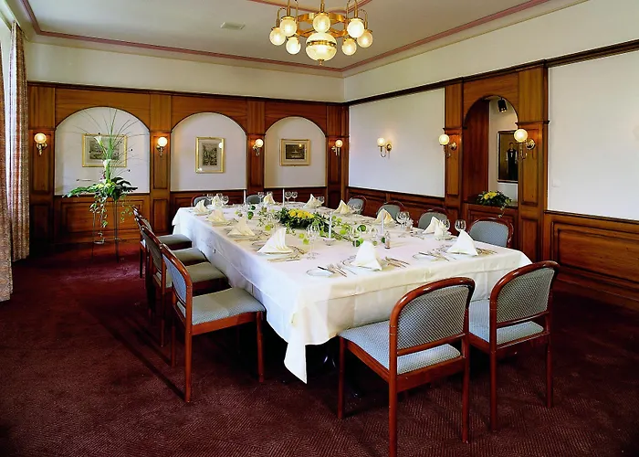 Thermal & Walliser Alpentherme 3* Лойкербад