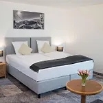 Thermal & Walliser Alpentherme Отель Лойкербад