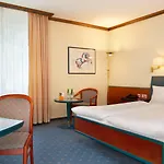 Отель Thermal & Walliser Alpentherme 3*