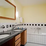 Thermal & Walliser Alpentherme Отель Лойкербад