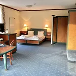 Thermal & Walliser Alpentherme Отель Лойкербад