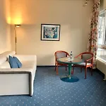 Отель Thermal & Walliser Alpentherme