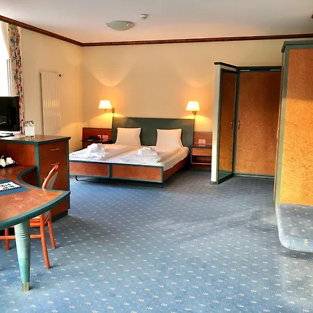 Отель Thermal & Walliser Alpentherme